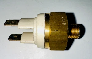 (Italy) Volkswagen Thermal Sensor Switch NOS Jetta Rabbit Golf Cabrio 027919369B - Picture 1 of 4