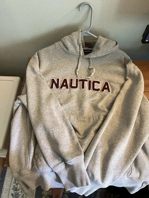 Moletom com capuz cinza náutica com logotipo bordado - Imagem 1 de 2