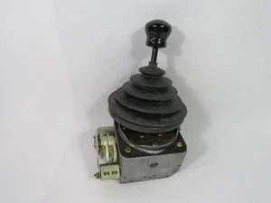 W. Gessmann V3 Bi-Directional Joystick Controller 500VAC/DC 16A ! AS IS ! - Picture 1 of 3