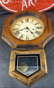 Vintage Verichron Brown Wooden Westminster Chime Key Winding Wall Clock - Picture 1 of 10