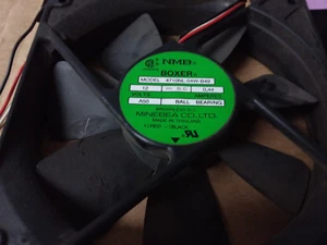 NMB Boxer Model 4710NL-04W-B49 DC Brushless Fans 12V 0.44A(WITH PLUG) - Picture 1 of 3