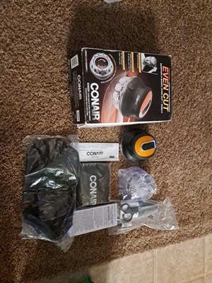 Cortapelos rotativo inalámbrico con corte uniforme recargable Conair con bolsa de almacenamiento  Foto 1 de 4