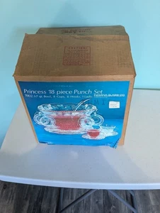 Vintage Princess 18 Piece Punch Set with Box Indiana Glass Company - Picture 1 of 15