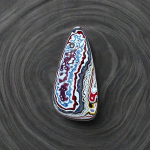 Historic Kenworth Truck Fordite Cabochon 14.64ct - 50x21mm - For Jewelry Making - Picture 1 of 4