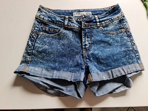 Neue Push Up Jeans Hotpants von FB Sister In Gr XS - Top - Bild 1 von 3