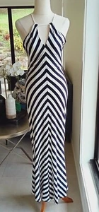 NEW! Forever New black & white stretch maxi dress 8 - Picture 1 of 9