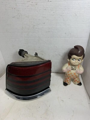 LEFT TAILLIGHT ASSEMBLY CHRYSLER LEBARON 1987 1988 1989 1990 1991 4399865 OEM - Image 1 of 4