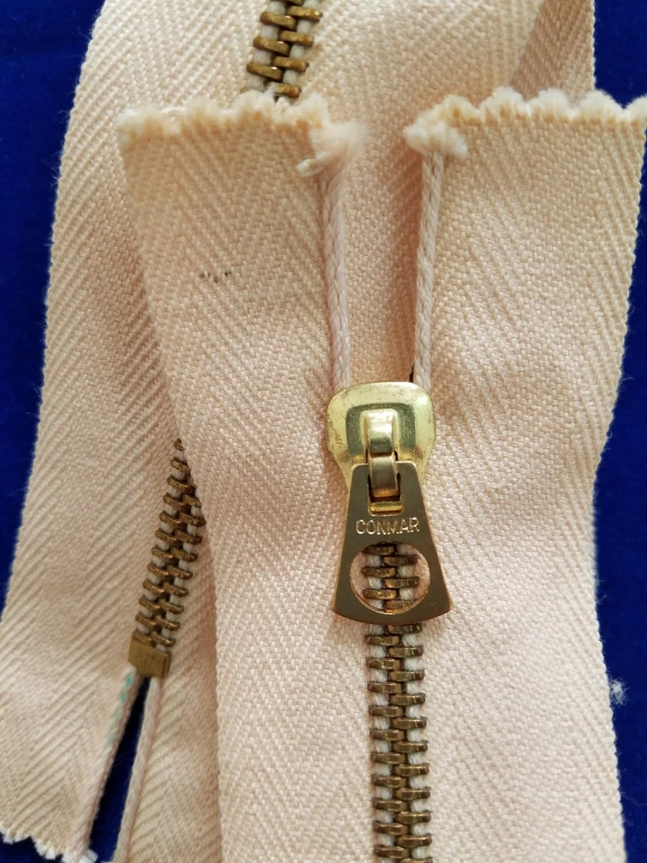 Cremallera/Estados Unidos De Colección 1965 "CONMAR" PESTAÑA CAMPANA/17,75 pulgadas = LATÓN #5 (Bolsa/Cuello/Pantalón) ALGODÓN MELOCOTÓN Foto 1 de 1