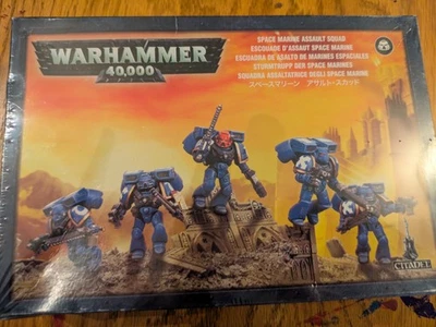 Space Marine Assault Squad - NIB OOP - 48-09 - Image 1 of 3