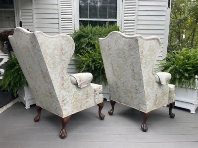 2 SILLONES ANTIGUOS ETHAN ALLEN TAPIZADOS CON RESPALDO ALTO PIE DE GARRA CHIMENEA ALA Foto 1 de 4