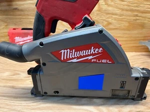 Milwaukee M18 FPS55-OP piastra di chiusura coperchio antipolvere cambio lama seghetto cingolato - Foto 1 di 9