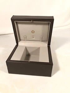 Baume & Mercier Watch Box - Picture 1 of 12