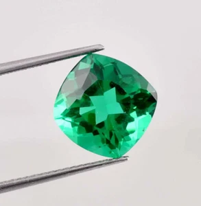 AAA+ Flawless 10 x 10 mm Green Zambian Emerald Loose Gemstone (GIT Certified) - Picture 1 of 6