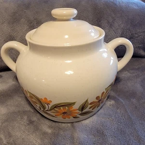 Vintage Capri Backen Servieren 'N Store Floral Steinzeug Bohnentopf mit Deckel 7” x 6,5” - Bild 1 von 8