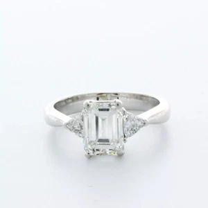 14K Gold 3-Stone Engagement Ring Classic 1.90 CT Emerald Lab-Grown Diamond G VS2 - Picture 1 of 5