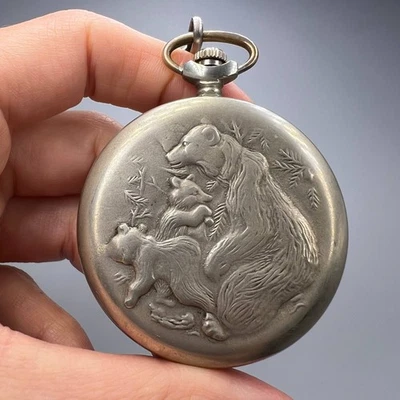 Reloj Bolsillo Molnija URSS Diseño Osos De Colección Mecánico Soviético Coleccionable Foto 1 de 4