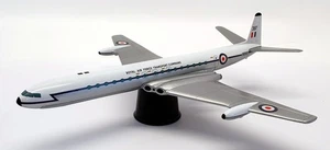 Corgi 1/144 Scale Diecast 48503 - D.H Comet C.4 RAF Transport Command - Picture 1 of 7