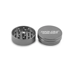 Trituradora Sant Cruz Metal Tabaco, Especias, Molinillo de Café - Mediana 2 piezas - Gris - Imagen 1 de 2