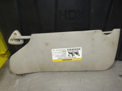 Dodge Charger 2006-2007 OEM RH lado del pasajero parasol (sucio) 06 07 Foto 1 de 3