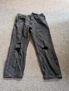 used jeans for kids old navy black and ripped barely used size is large =-= - Picture 1 of 10