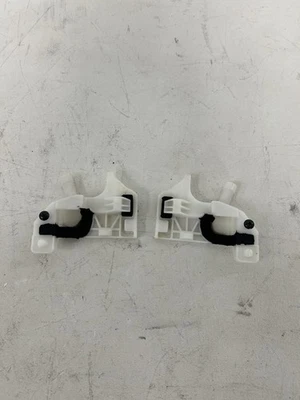 Lexus IS350 2014-2024 techo corredizo pista soportes traseros cubiertas de drenaje par OEM Foto 1 de 4