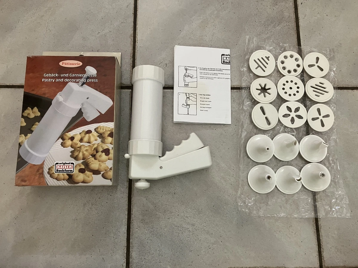 KAISER Profi Dekorier-Center – Edelstahltülle, Spritzbeutel & Adapter Für Torten & Cupcakes