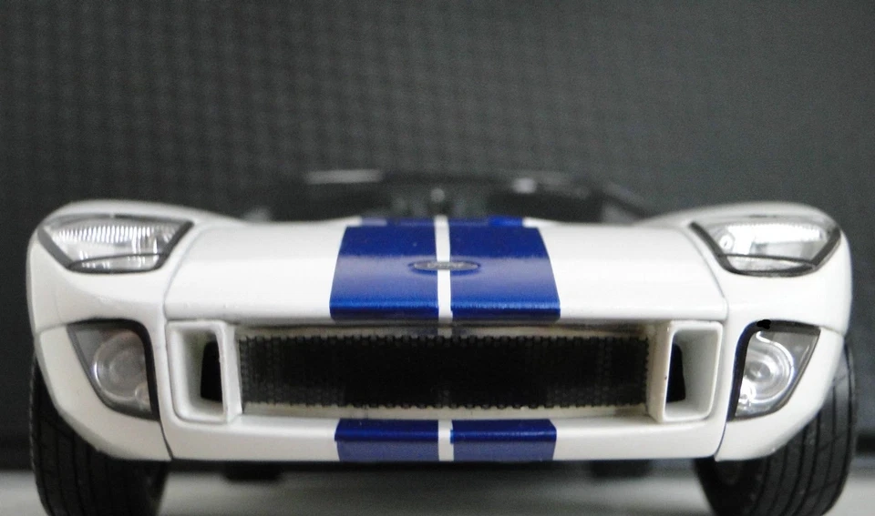 Ford GT40 Race Car 1 Custom Built Metal Model 18 Racing 24 Concept Classic 12 - Image 1 of 4