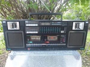 Vintage Sansui CP-77W Boombox Dual Cassette Dolby 9-band EQ FM/MW/SW AUX PHONO - Picture 1 of 23
