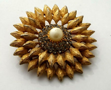 Vintage marked Benedict NY gold tone Pearl imitation rhinestone brooch