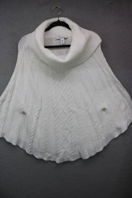 Poncho Suéter Tejido con Cable Marfil Mercado Negro Casa Blanca-Talla S/M-Cuello de Vaco Foto 1 de 4