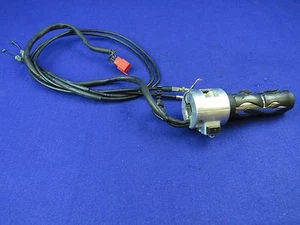 02 Honda VTX 1800c Right Controls w/Throttle, Guide and Tube DAMAGED #236 - Bild 1 von 11