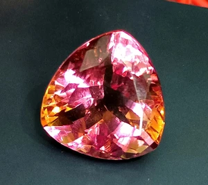 NATURAL Zultanite (7 Color-Change) Loose Certified GEMSTONE TRILLION 25 Ct - Picture 1 of 9