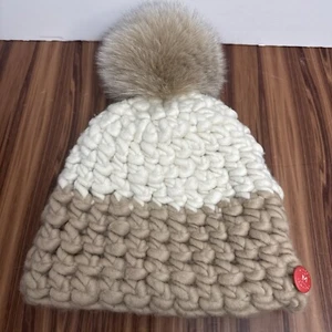 Grobstrickmütze Damen Mischa Lampert 100 % Wolle Biege & weiß Bommel Oberteil - Bild 1 von 9