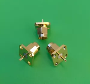 (2 Stück) SMA Stecker Gehäuse Stecker 4-Loch Panel Befestigung - USA Verkäufer - Bild 1 von 3