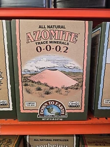 Down to Earth (#DTE07851) Organic White Azomite Powder 0-0-0.2, 5 lb - Picture 1 of 2