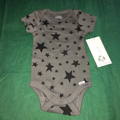 Gerber Infant 0-3 Months Stars Short Sleeve GRAY ONESIE - Image 1 of 4
