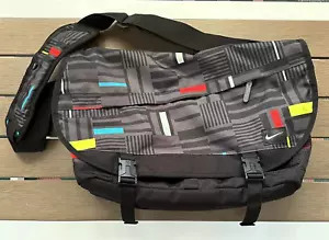 Nike Cordura Messenger Commuter Shoulder Bag Black Volt Blue Red 18" Preowned - Picture 1 of 21