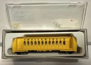 Con-Cor N Scale TT Trailer Train 60' Bulkhead Flat Car With Centerbeam #80013 - Picture 1 of 3