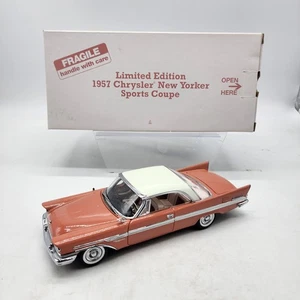Chrysler New Yorker 1957 Danbury rosa como nuevo edición limitada cupé deportivo sin título - Imagen 1 de 19