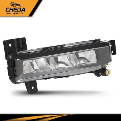 Luz antiniebla halógena lado derecho pasajero apta para BMW 330e/330e xDrive 2020-2023 Foto 1 de 4