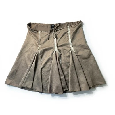 Falda Mossimo Mujer Mediana Caqui Encaje Ribete Transparente Hada Grunge Capricho Bruja Foto 1 de 4