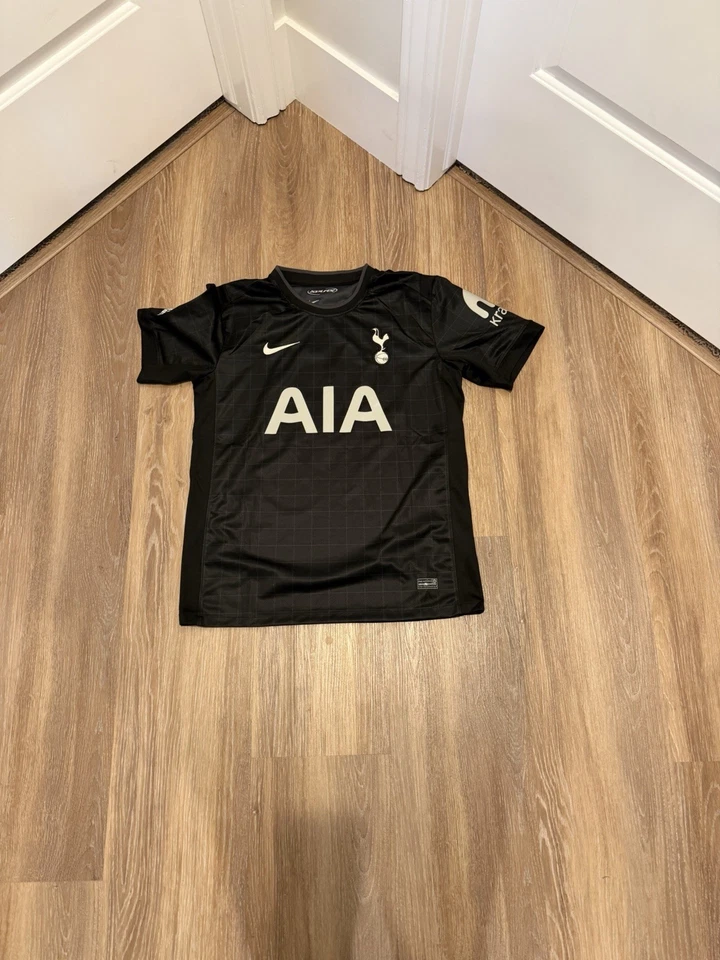 Camiseta de fútbol americano visitante Tottenham Hotspur 2025/26, talla L # 7 hijo nueva sin etiquetas  Foto 1 de 3