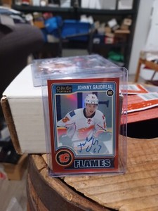 2014-15 opc platinum johnny gaudreau rainbow red rookie autograph 43/50 mint