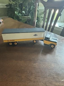 Ertl Rio Grande 1960 Chevy Cab Semi Tractor  Trailer Coin Bank Coca Cola Rare - Picture 1 of 13