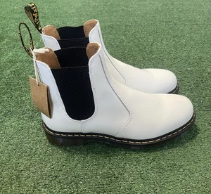 Dr. Martens 2976 Chelsea Boots Men’s Size 12 White Black New LA004 - Picture 1 of 7
