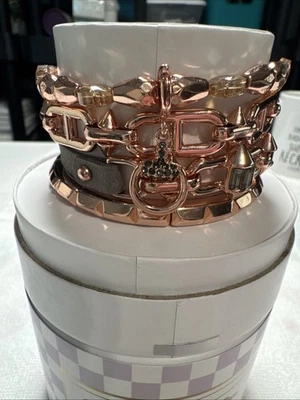 Bomb Party Summer Stacks 2025 Boss Moves ST43996 (4) pila y encanto en oro rosa Foto 1 de 2