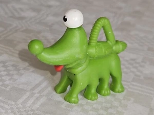 McDonald's GREEN DOG PIXAR ALIEN Figurine Junior Bag HappyMeal 1990s Approx 6cm - Picture 1 of 5