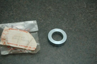 NOS GENUINE Kawasaki 42037-017 Rear Hub Collar Sleeve H1 1969-1972 NEW OLD STOCK - Imagem 1 de 4