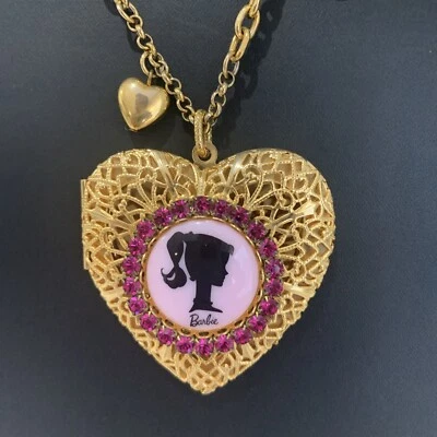 Collar Barbie by Tarina Tarantino tono dorado con medallón corazón de gran tamaño raro Foto 1 de 4
