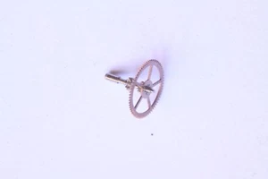 Omega 245 part 1228 Roue de centre & chausse Center wheel & cannon pinion NOS - Picture 1 of 1